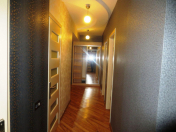 Satılır 3 otaqlı 100 m2 köhnə tikili 28 May m.