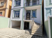 Satılır 4 otaqlı 160 m2 həyət evi Masazır