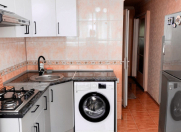 İcarəyə verilir 3 otaqlı 70 m2 köhnə tikili 28 may