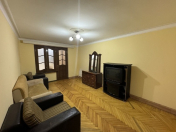 Satılır 3 otaqlı 85 m2 köhnə tikili Nəsimi r.