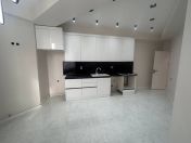 Satılır 3 otaqlı 110 m2 yeni tikili Ukrayna dairəsi