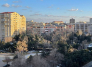 Satılır 3 otaqlı 90 m2 köhnə tikili 8 km