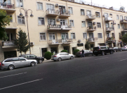 Satılır 2 otaqlı 55 m2 köhnə tikili Gənclik m.