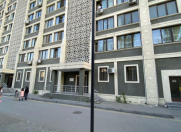 Satılır 4 otaqlı 110 m2 köhnə tikili Həzi Aslanov m.