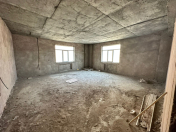 Satılır 3 otaqlı 156 m2 yeni tikili Şah İsmayıl Xətai m.