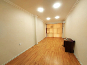 İcarəyə verilir 1 otaqlı 25 m2 ofis Şah İsmayıl Xətai m.