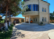 Satılır 7 otaqlı 600 m2 bağ evi Mərdəkan