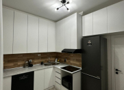 Satılır 2 otaqlı 68 m2 yeni tikili İnşaatçılar m.