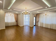 Satılır 4 otaqlı 240 m2 yeni tikili 28 May m.