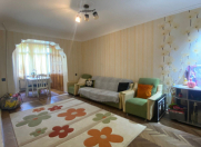 Satılır 3 otaqlı 80 m2 köhnə tikili 8 km