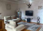 Satılır 3 otaqlı 120 m2 yeni tikili 28 May m.