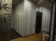 Satılır 3 otaqlı 104 m2 yeni tikili İnşaatçılar m.