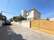 Satılır 6 otaqlı 240 m2 bağ evi Şüvəlan