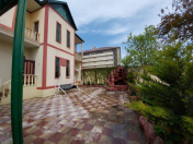 Satılır 5 otaqlı 200 m2 həyət evi Ramana