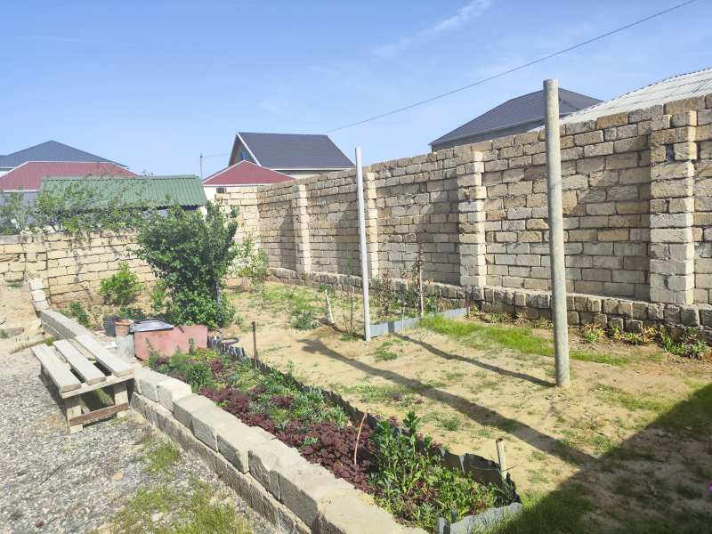 Satılır 6 otaqlı 200 m2 yeni tikili Sumqayıt