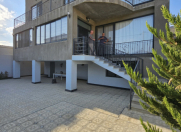 Satılır 6 otaqlı 380 m2 villa Badamdar