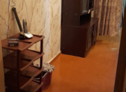 İcarəyə verilir 1 otaqlı 45 m2 köhnə tikili İnşaatçılar m.