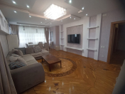 Satılır 3 otaqlı 120 m2 yeni tikili Yasamal r.
