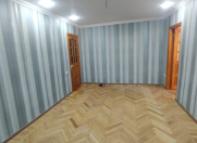 Satılır 3 otaqlı 55 m2 köhnə tikili İnşaatçılar m.