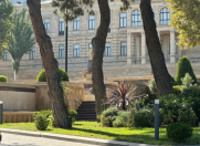 Satılır 5 otaqlı 130 m2 köhnə tikili İçəri Şəhər m.