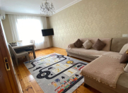 Satılır 2 otaqlı 60 m2 köhnə tikili Qara Qarayev m.