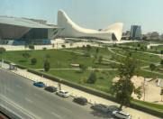 Satılır 3 otaqlı 85 m2 köhnə tikili Heydər Əliyev Mərkəzi