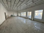 Satılır 4 otaqlı 190 m2 obyekt Şüvəlan