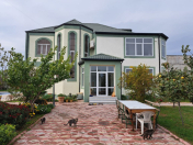 Satılır 8 otaqlı 450 m2 bağ evi Maştağa