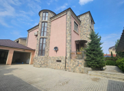 Satılır 7 otaqlı 769 m2 villa Badamdar