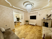 Satılır 4 otaqlı 100 m2 köhnə tikili Nəsimi r.