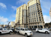 İcarəyə verilir 4 otaqlı 200 m2 ofis Gənclik m.