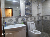 İcarəyə verilir 2 otaqlı 60 m2 köhnə tikili Dövlət Statistika Komitəsi