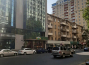 Satılır 3 otaqlı 85 m2 köhnə tikili 6-cı parallel