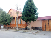 Satılır 6 otaqlı 165 m2 həyət evi Göygöl
