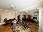 Satılır 5 otaqlı 115 m2 köhnə tikili 9 mkr