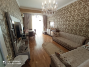 Satılır 4 otaqlı 94 m2 yeni tikili Suraxanı r.