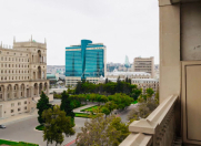 Satılır 3 otaqlı 90 m2 köhnə tikili 28 May m.