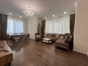 İcarəyə verilir 3 otaqlı 110 m2 yeni tikili Nizami m.