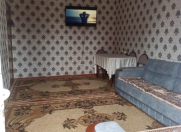 İcarəyə verilir 2 otaqlı 60 m2 köhnə tikili Memar Əcəmi m.