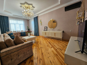 Satılır 4 otaqlı 120 m2 həyət evi Saray