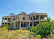 Satılır 10 otaqlı 1208 m2 bağ evi Novxanı