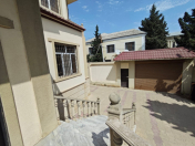 İcarəyə verilir 6 otaqlı 280 m2 villa Badamdar