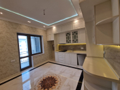 Satılır 3 otaqlı 126 m2 yeni tikili Ağ şəhər