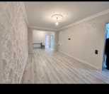 Satılır 4 otaqlı 99 m2 köhnə tikili Gənclik Mall