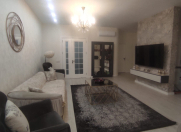 İcarəyə verilir 4 otaqlı 170 m2 yeni tikili 8 Noyabr m.