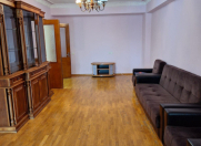 İcarəyə verilir 3 otaqlı 75 m2 köhnə tikili Memar Əcəmi m.