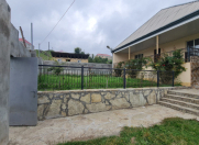 Satılır 6 otaqlı 185 m2 həyət evi Gədəbəy