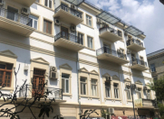 İcarəyə verilir 2 otaqlı 90 m2 köhnə tikili İçəri Şəhər