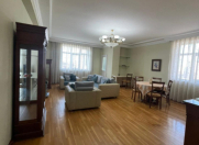 İcarəyə verilir 3 otaqlı 130 m2 yeni tikili 8 mkr