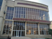 Satılır 10 otaqlı 1450 m2 obyekt Neftçilər m.